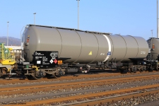 PIKO 24628 - H0 - Knickkesselwagen Zans Jet-A1, SBB, Ep. VI
